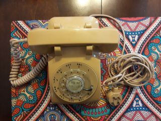 Western Electric Telephone 1953 C/d 500 Tan 9/53 - W/ Bell System 4 Prong Plug