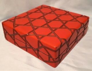 Exquisite Vint.  6 3/4 " Squ Japanese Modernist Red & Black Lacquer Box,