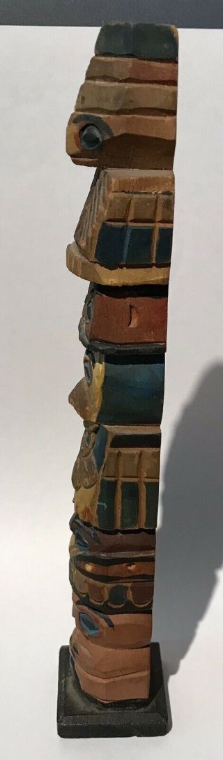 VINTAGE AMERICAN INDIAN CARVED WOODEN PAINTED SMALL TOTEM POLE 6