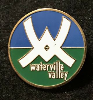 Waterville Valley Skiing Ski Pin Hampshire Souvenir Travel Resort Lapel
