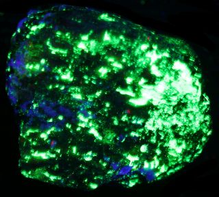 Hardystonite,  bustamite fluorescent minerals,  Franklin,  NJ 7