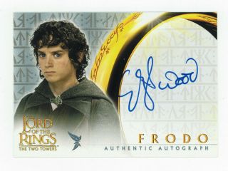 Elijah Wood " Frodo " Lord Of The Rings Ttt Autographed Card Topps 2002