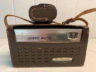 Vintage 1960 Channel Master Model Six Transistor 6528 W/ Orig Case / Earphone