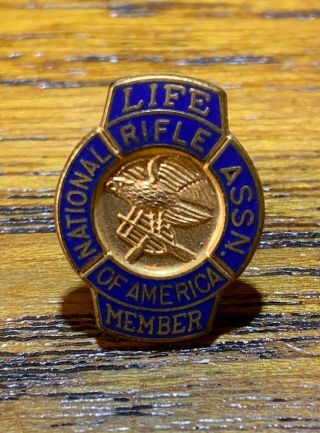 Vintage Nra Life Member Lapel Pin National Rifle Association Of America