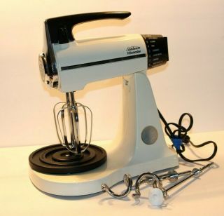 Sunbeam 60th Anniversary Mixmaster Limited Edition - Great