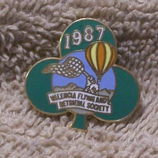 1987 Valencia Flying And Retrieval Society Balloon Pin