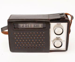 Vintage Elgin 10 Transistor Portable Radio Made In Japan