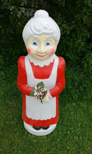 Don Featherstone Union 40 " Mrs.  Santa Claus Blow Mold Lighted