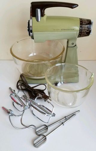 Vintage Mixmaster Sunbeam Green Avocado Kitchen Stand Mixer Set Bowls Attachment