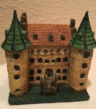 Gaming Model Castle And Sheep Herder Resin Figurines From China