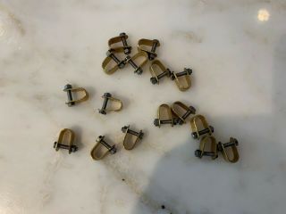 Space 1999 44 " Eagle Spine Clamps And Bolts For A Model Kit