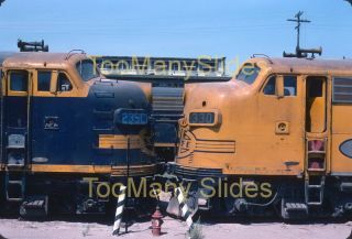 Slide - Atsf Santa Fe F7a 330l Nose - To - Nose With 235c