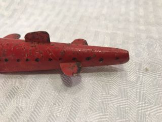 TG158 Vtg Fishing Fish Ice Spearing Decoy Minnow Wood Lead Hand Made Red Glitter 4
