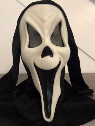 Vintage Fun World Div Stamped Fantastic Faces " Grin " Ghostface Mask Rare Glows