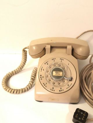 Western Electric Beige Rotary Desk Telephone G3 - C/d 500.  2 - 60