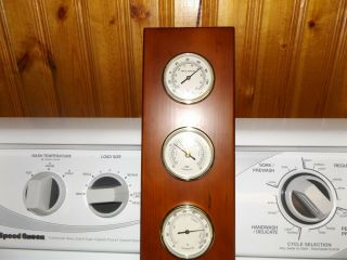 vintage wooden Weather station Thermometer.  Barometer.  Hygrometer Wood 4