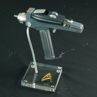 Star Trek,  Classic Phaser Display Stand,  Tos Badge,  Very