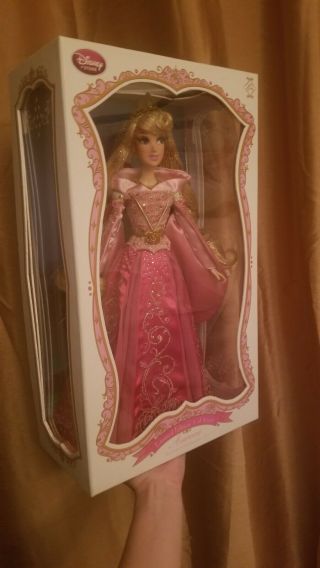 First Edition Sleeping Beauty Limited Edition Aurora Doll Disney 4607