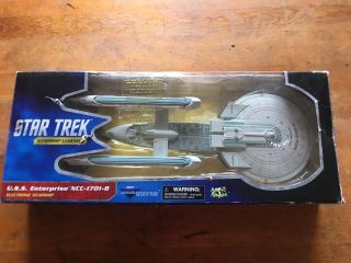 Star Trek Uss Enterprise Ncc - 1701 - B Diamond Select