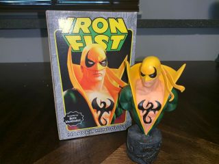 Marvel Bowen Designs Iron Fist Classic (green) Mini - Bust Statue