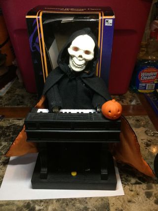 1995 Gemmy Halloween Animated Grim Reaper At His Organ With Box
