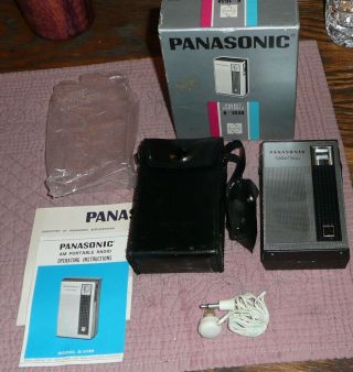 Vintage Panasonic Pocket Portable Am Transistor Radio R - 1038 Solid State