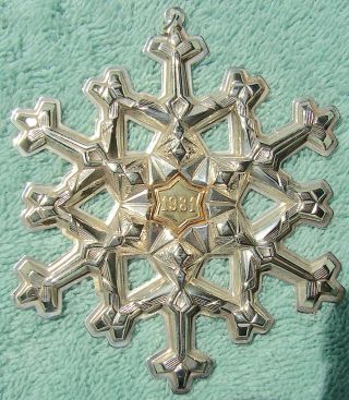 Vintage 1981 Gorham Sterling Silver Snowflake Christmas Ornament Gold Year Mark 4