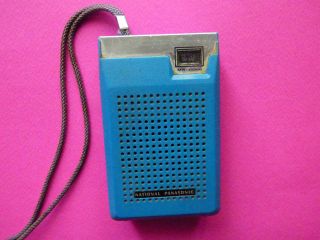 Vintage Portable National Panasonic R - 1028 Am Transistor Radio Vintage