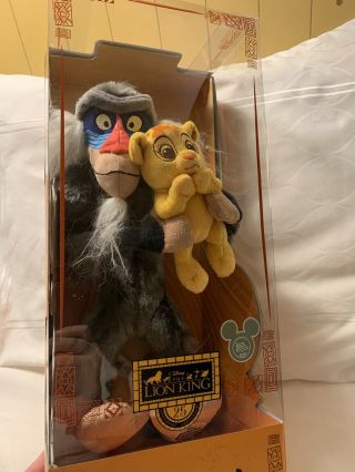 2019 D23 Expo The Lion King 25 Years Anniversary Rafiki And Simba Set.  Le 500