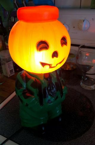 Vintage 14” Halloween Mr.  Blinky Pumpkin Head Scarecrow Lighted Blow Mold Light 3