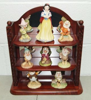 Complete Set Royal Doulton Disney Snow White & Seven Dwarfs Figures /,  Display