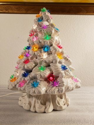 Vintage Mid Century Retro 13.  5 " White Ceramic Sparkler Lighted Christmas Tree