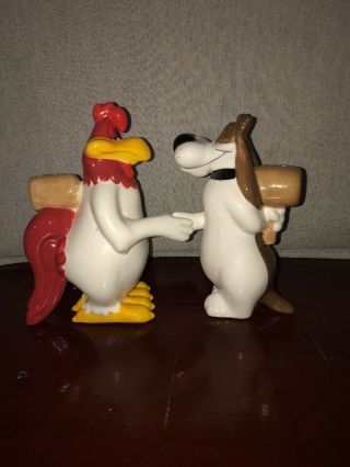 Looney Tunes Foghorn Leghorn,  Barnyard Dog Salt & Pepper Shaker Figurines