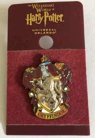 Harry Potter Gryffindor Crest Pin Universal Studios Lion Shield Badge A305