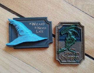 Weta Hobbit Lord Of The Rings A Wizard Is Never Late Magnet And Green Dragon