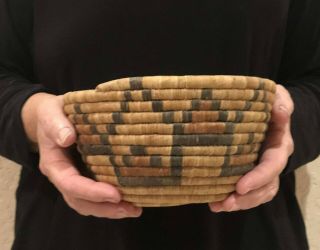 Very Fine Older Native Hopi Indian Medium Sized Tight Basket Second Mesa