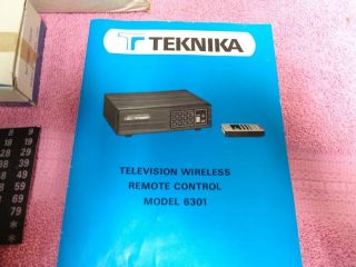 NOS vintage Teknika VHF UHF Cable TV Remote Classic Woodgrain Console Boxed 4