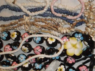 11 Hawaiian Necklaces Bracelets - Puka Shells Plumeria Kukui Nut Lei Hilo Hattie