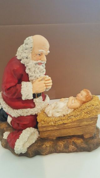 1996 Large 13.  5” Santa Claus Kneeling Over Baby Jesus - - Rp Gauer