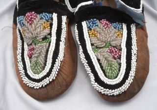 Antique 19th Century Native American Indian MOCCASINS Beaded Leather Mohawk ? 2