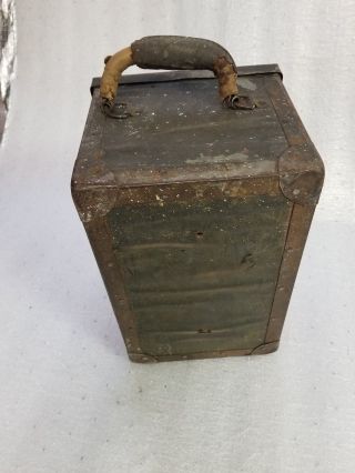 Vintage 1940 ' s Davis Gas Mask Hardcase Box RARE metal box storage military 5