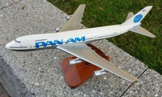 Pan Am Boeing 747 - 200 Toys And Models Corp With Stand 200th Scale