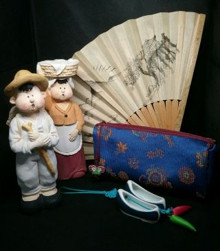 Korean Souvenir Gift Set Figurines,  Shoes,  Vintage Paper Fan,  & Zip Bag