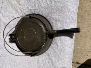 Griswold Waffle Iron No.  8 976 / 977 The American Wood Handles