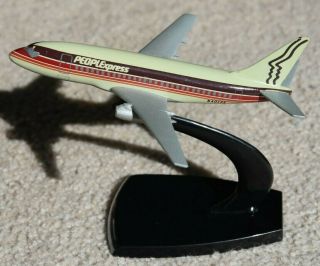 Vintage 1/200 Air Jet Peopleexpress Boeing 737 - 200 Desktop Model Aircraft