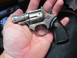 Js38 Pistol Shape Gun 38 Cal.  Cigarette Lighter No.  90425 (19e4)