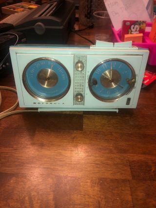 Retro Vintage Motorola Clock Radio,  Aqua Blue,  Model Ex28b Serial No 11150