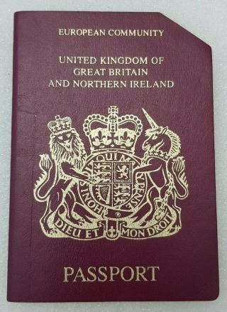 England United Kingdom Old Passport Cancelled - Not Valid Visas Stamp 1994