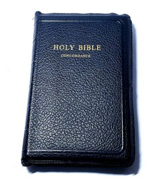 Holy Bible King James Version Red Letter Edition Black Case With Cross Zipper
