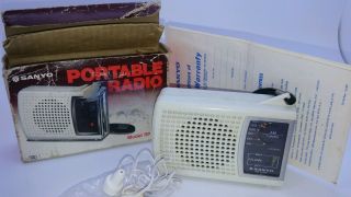 Vintage Sanyo Portable Radio Model Rp1270 Good Collectable 1983